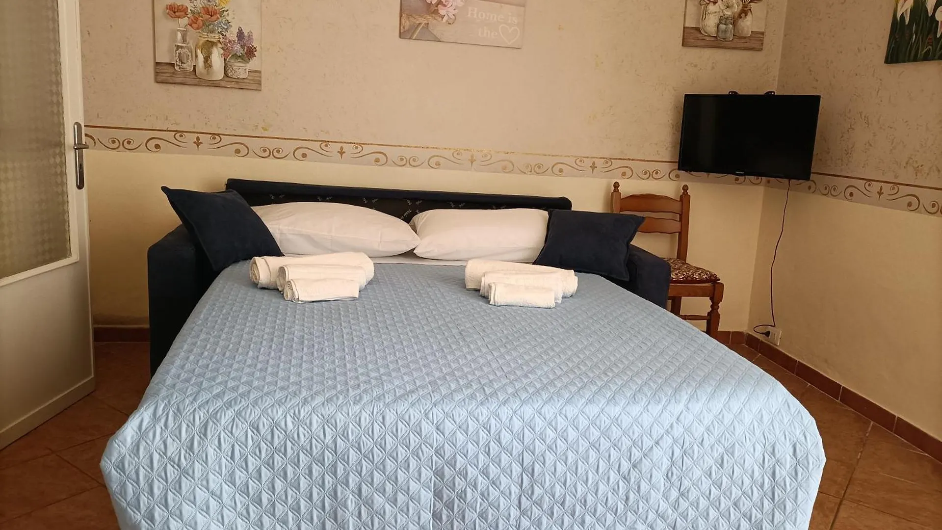 Casa Vacanza Lia Villa Montelepre Italy